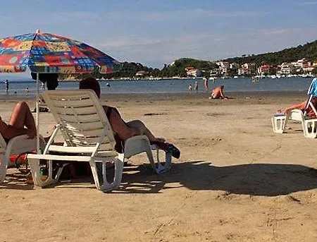 Kuca Za Odmor Alf *